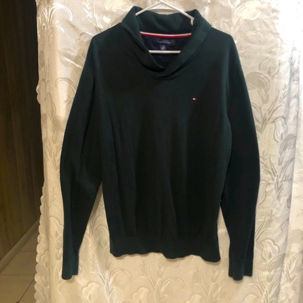 TOMMY HILFIGER DARK GREEN LONG SLEEVE SWEATER